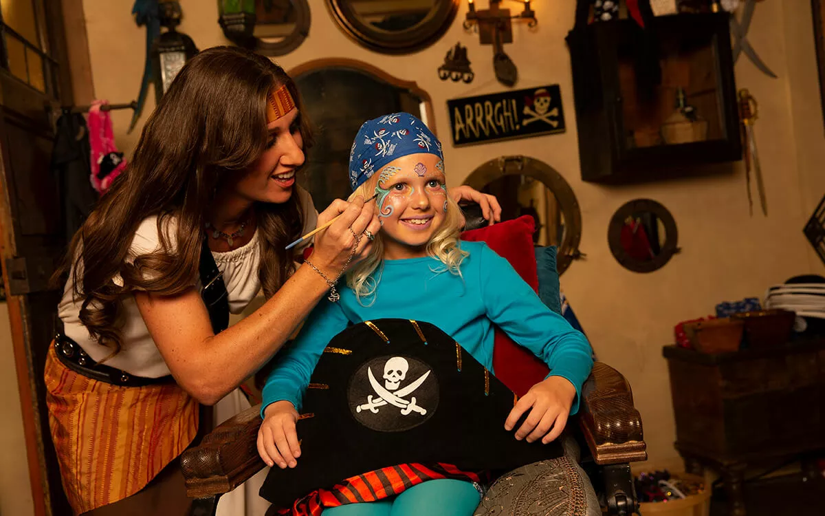 Join the Crew makeover at Pirates Voyage