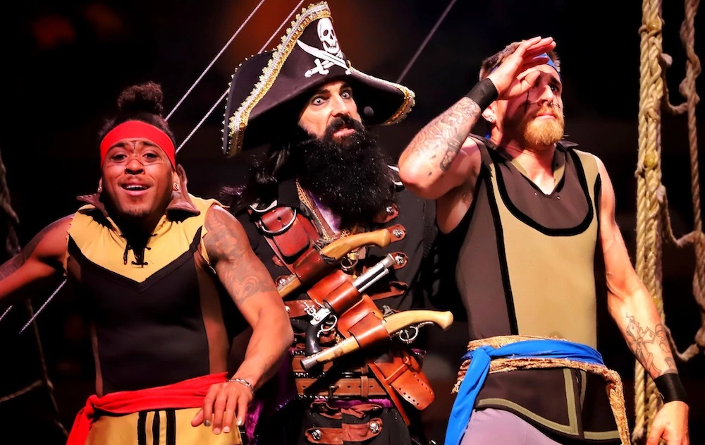 Captain Blackbeard with 2 pirates