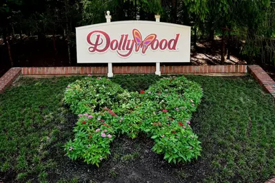 Dollywood sign with butterfly